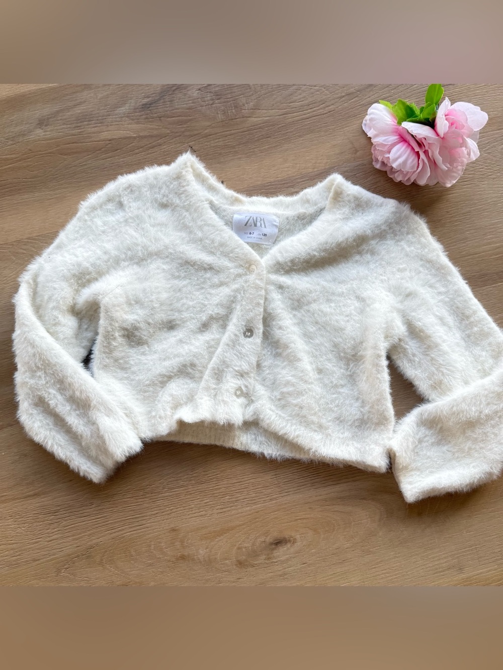 Zara Off-White Fuzzy Cropped Cardigan SZ 6/7 years button down v neck fur